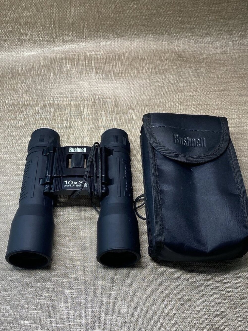 Bushnell 10x32 Compact Binoculars Folding Design w/ Case